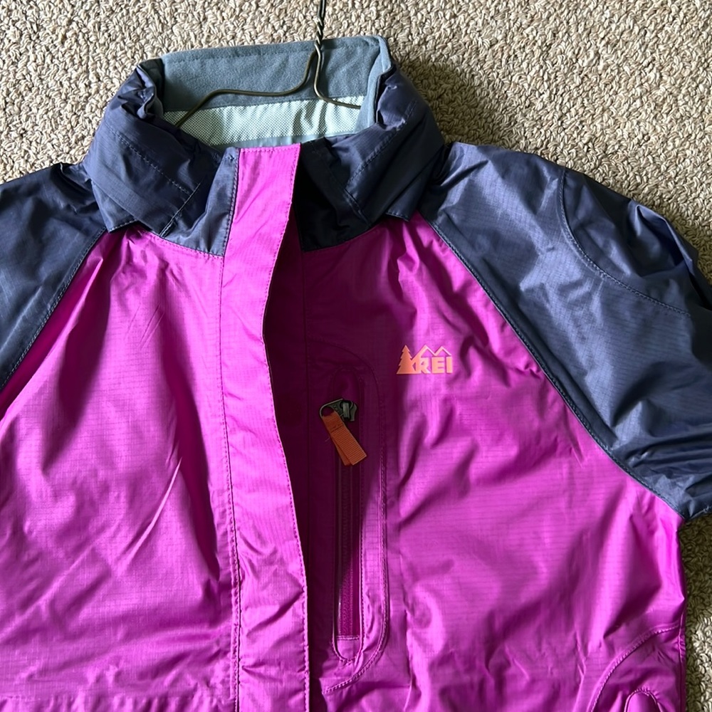 girls REI purple and gray waterproof jacket